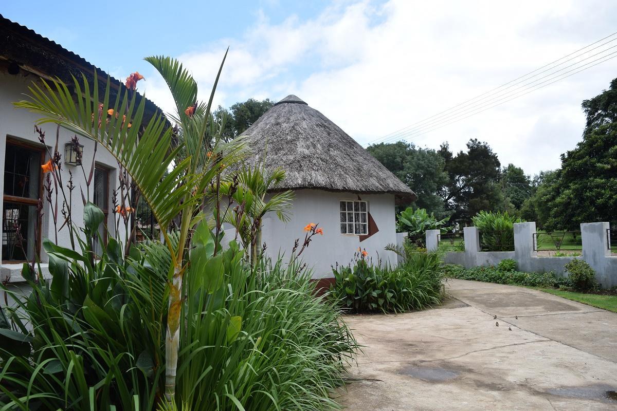 Sheri'S Lodge & Backpackers Graskop Exterior photo
