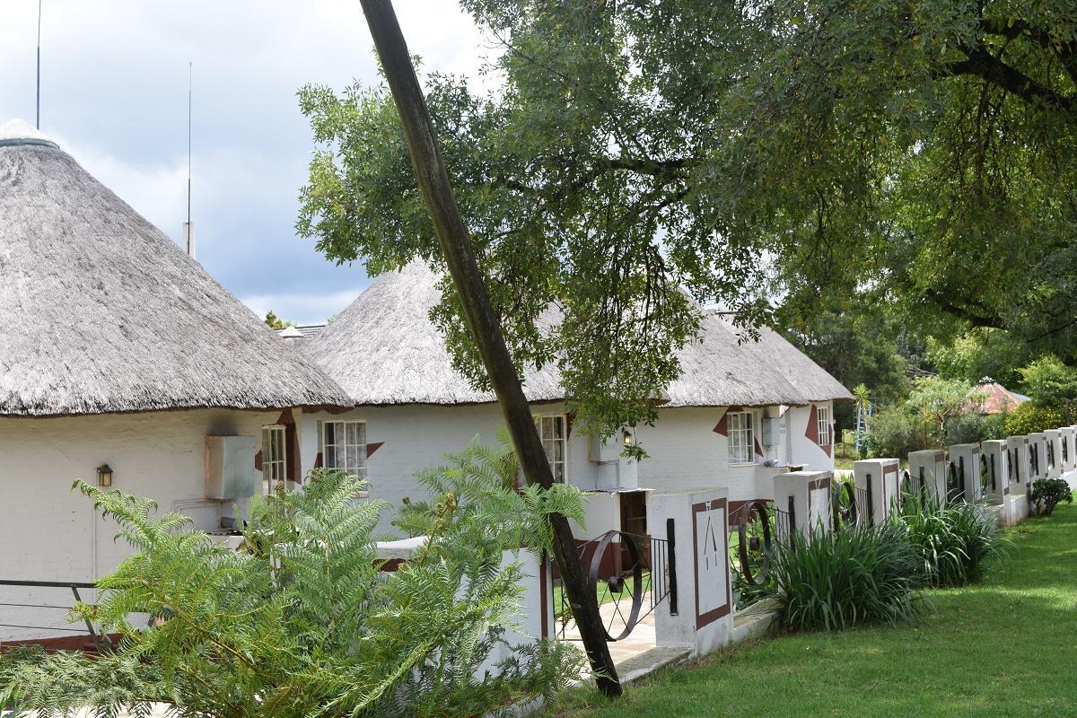 Sheri'S Lodge & Backpackers Graskop Exterior photo